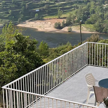 Casa Amarela Do Douro Rooftop Escape Ferienhaus *