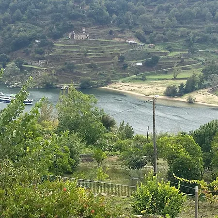 بيت للعطل Casa Amarela Do Douro Rooftop Escape