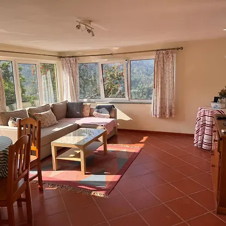 بيت للعطل Casa Amarela Do Douro Rooftop Escape Sande (Porto)